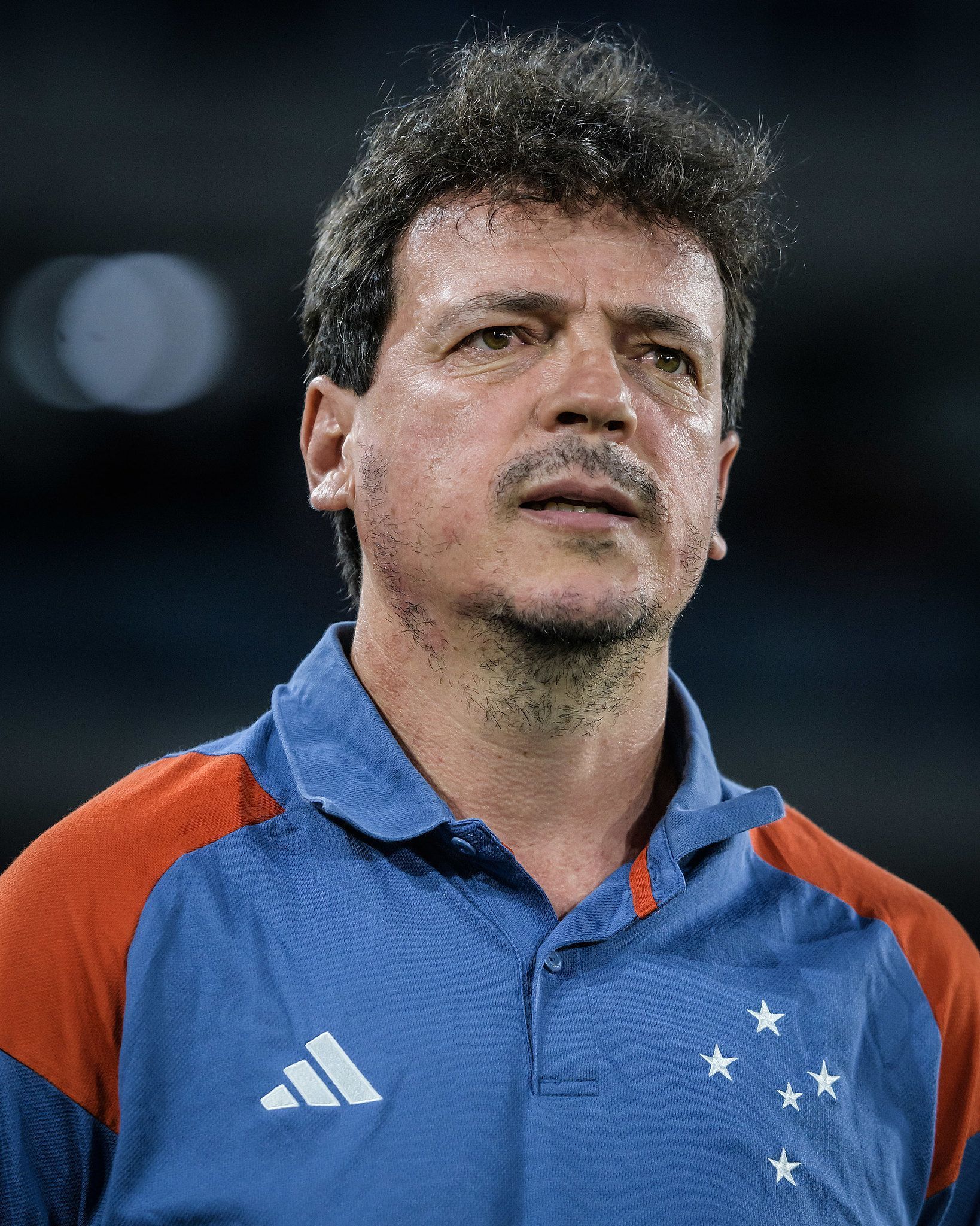 Diniz estabelece 'divisor de águas' após Cruzeiro ser goleado e faz aposta
