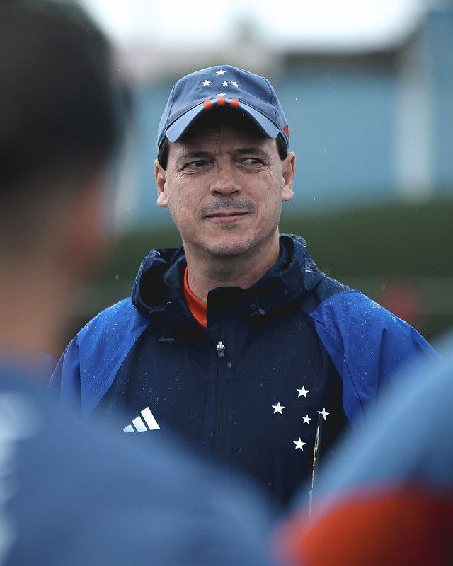 As opções de Fernando Diniz para montar o Cruzeiro diante do Palmeiras