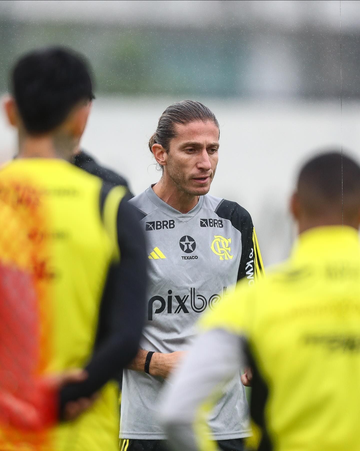 Escalação do Flamengo: Filipe Luís terá que mudar o time contra o Bahia
