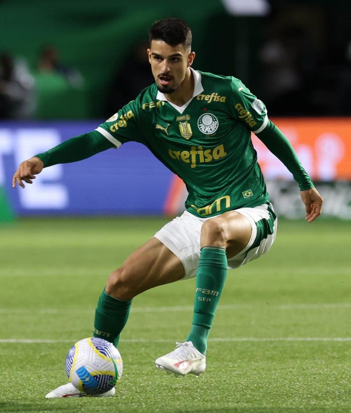 Flaco passa por seca de gols no Verdão