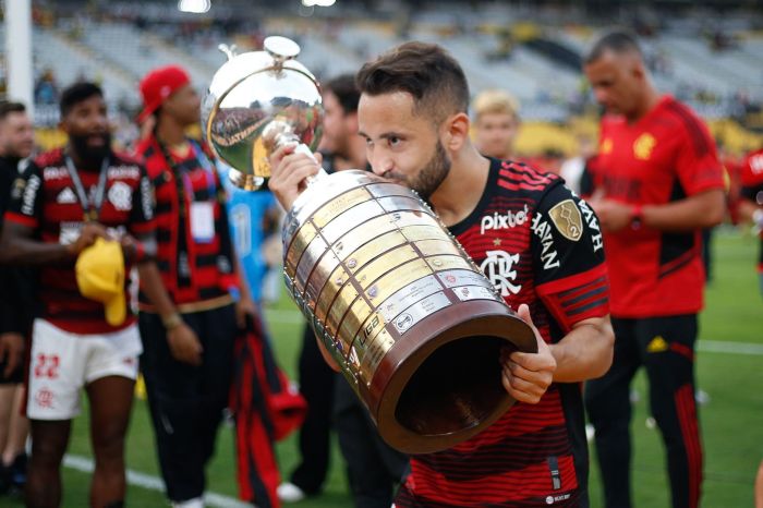 Everton Ribeiro capitão do Flamengo na conquista da Libertadores de 2022 Everton Ribeiro capitão do Flamengo na conquista da Libertadores de 2022