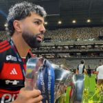 Ídolo do Flamengo detona Gabigol por anunciar saída em meio à festa após título