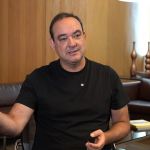 Flávio Roscoe articula voo solo ao governo de Minas