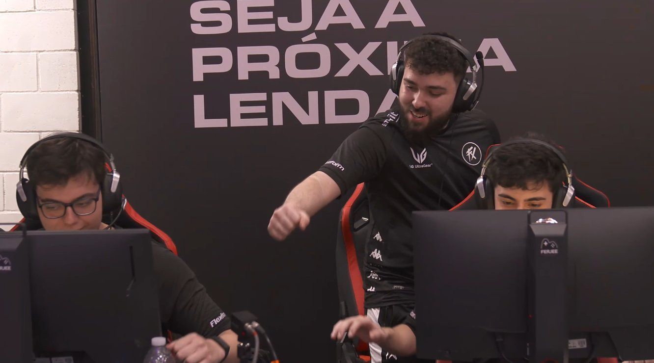 Team Solid e Fluxo se enfrentam amanhã na final da Liga de CS2 do DBE