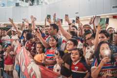 Zagueiro David Luiz desembarca em Fortaleza para assinar com o Fortaleza