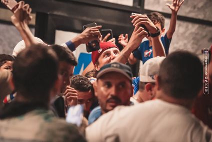 Zagueiro David Luiz desembarca em Fortaleza para assinar com o Fortaleza