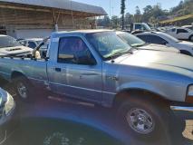 Leilão da Receita tem Ford Ranger por R$ 5 mil