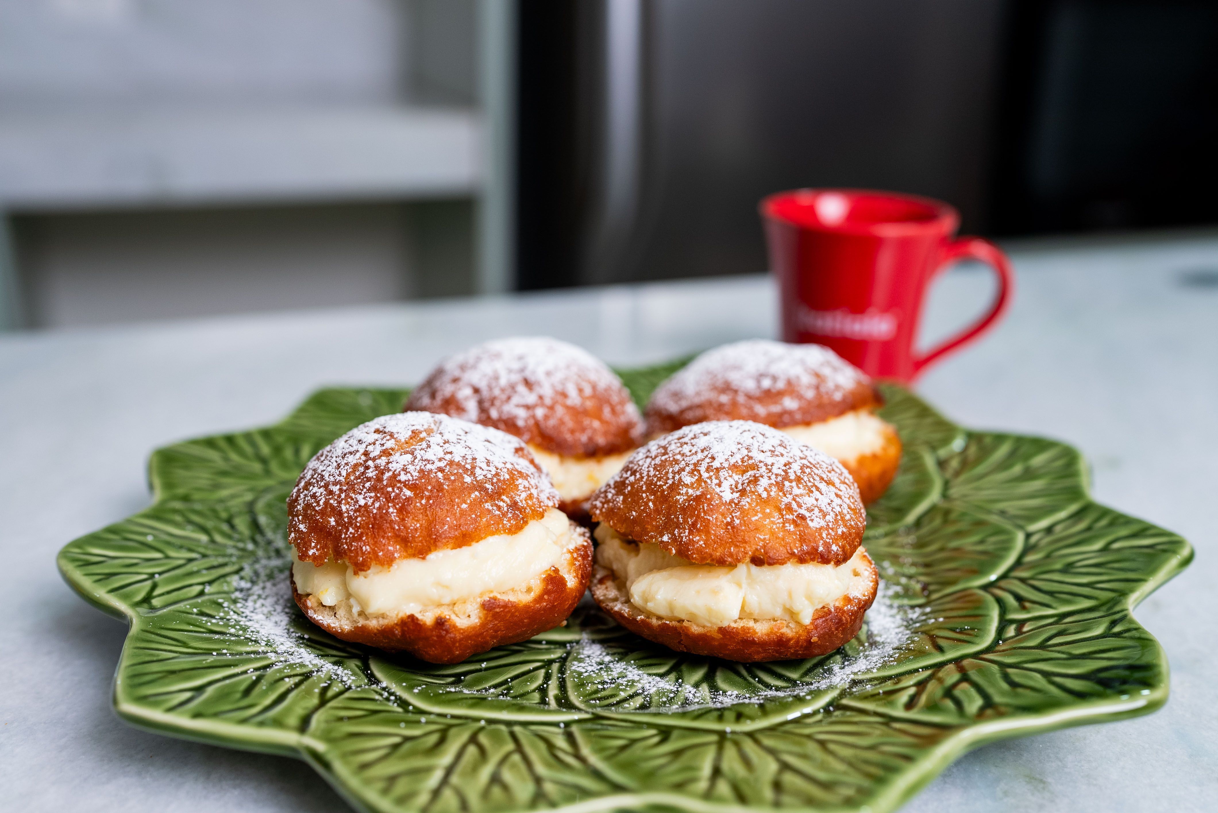 Quitandas mineiras: confira a receita do Sonho de Padaria