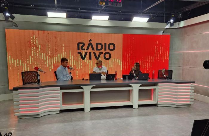 Antônio de Salvo foi convidado do programa Rádio Vivo, apresentado pelo jornalista Eduardo Costa