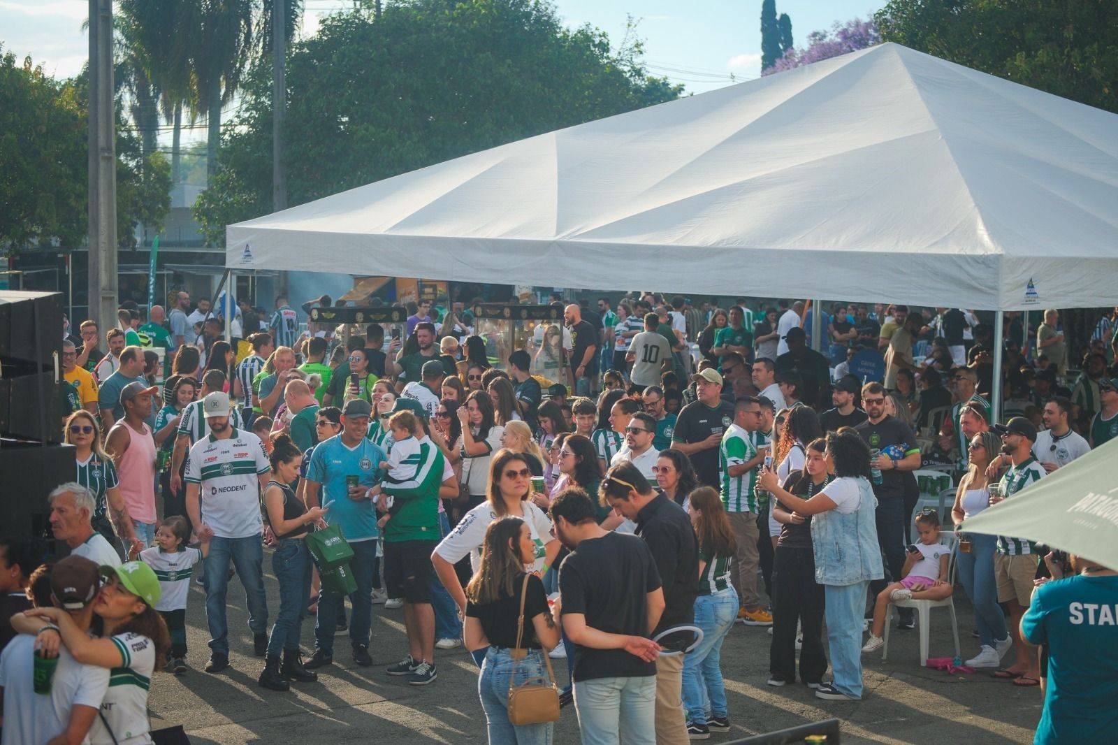 Terceiro uniforme do Coritiba registra recorde de vendas