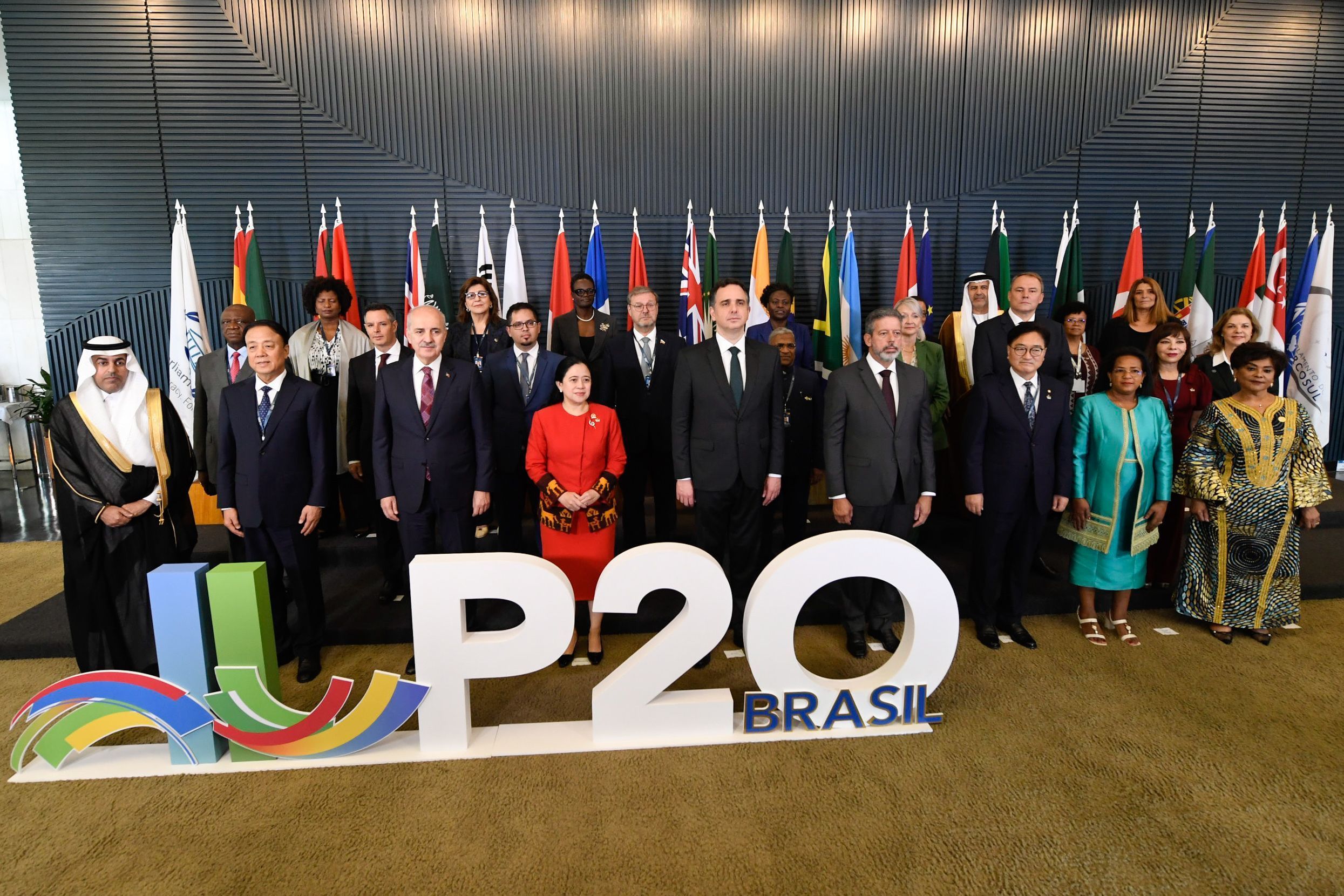 Em declaração conjunta, parlamentares do G20 cobram reforma da governança global