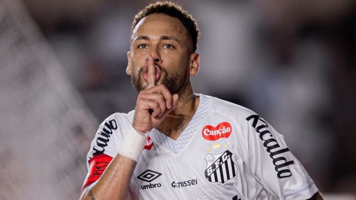 Neymar, do Santos, celebra gol sobre o Vasco no Brasileirão 2026