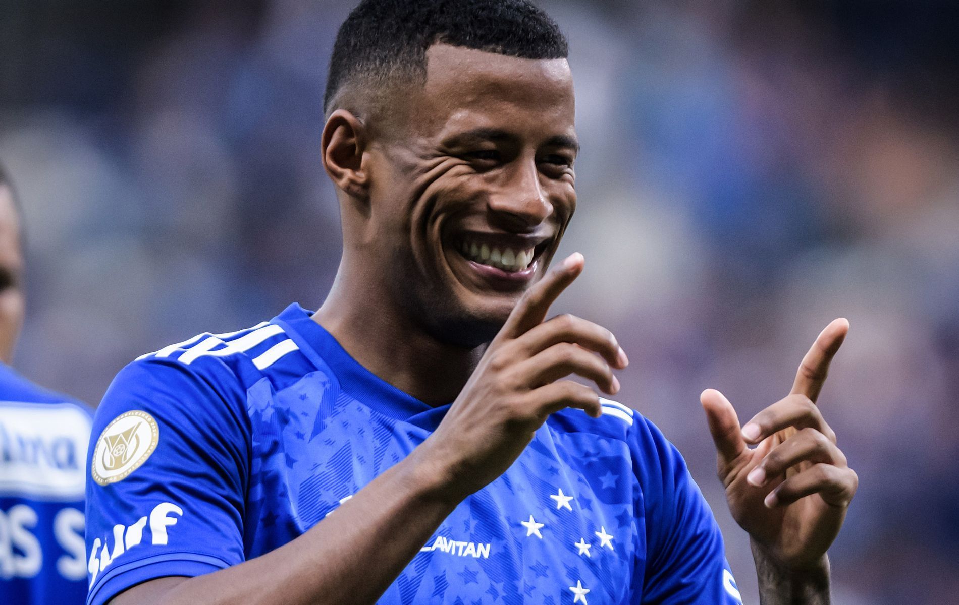 Arthur Gomes monta 'seleção da carreira' com trio do Cruzeiro; veja nomes