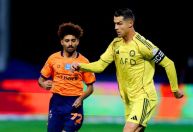 Cristiano Ronaldo perde pênalti, mas Al-Nassr vence e segue líder do Saudita