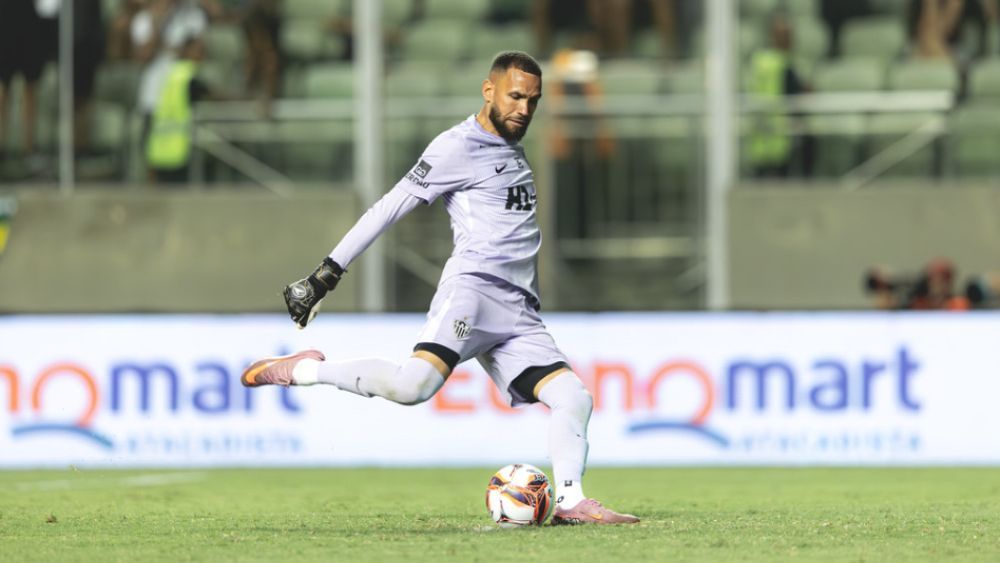 Everson comenta ‘fama’ de pegador de pênaltis e se declara ao Atlético