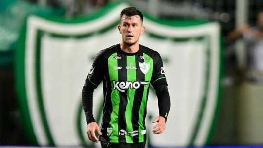 Nathan Pelae, zagueiro do América