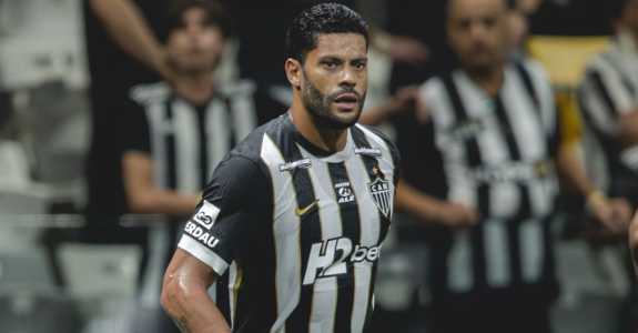 Hulk reencontrará o Vitória mis um vez neste sábado (12), pelo Campeonato Brasileiro