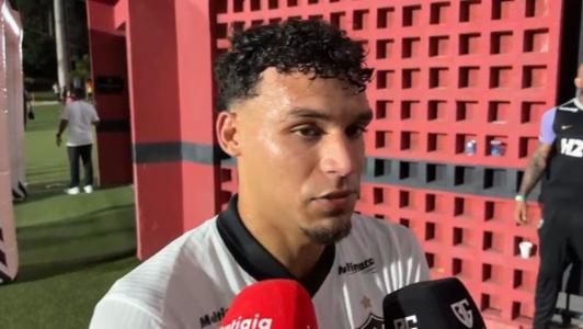 Victor Hugo, meia do Atlético, após Vitória 2 x 0 Atlético neste sábado (14)