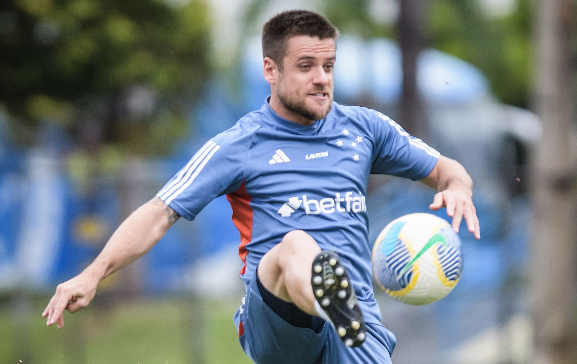 Fora do Cruzeiro? Ramiro recebe recado em tom de despedida de motorista