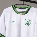 Com referências a Belo Horizonte, América lança nova camisa branca para a temporada
