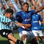 Quem é o 'lateral-artilheiro' do Racing que foi algoz do Cruzeiro e comparado a Cafu