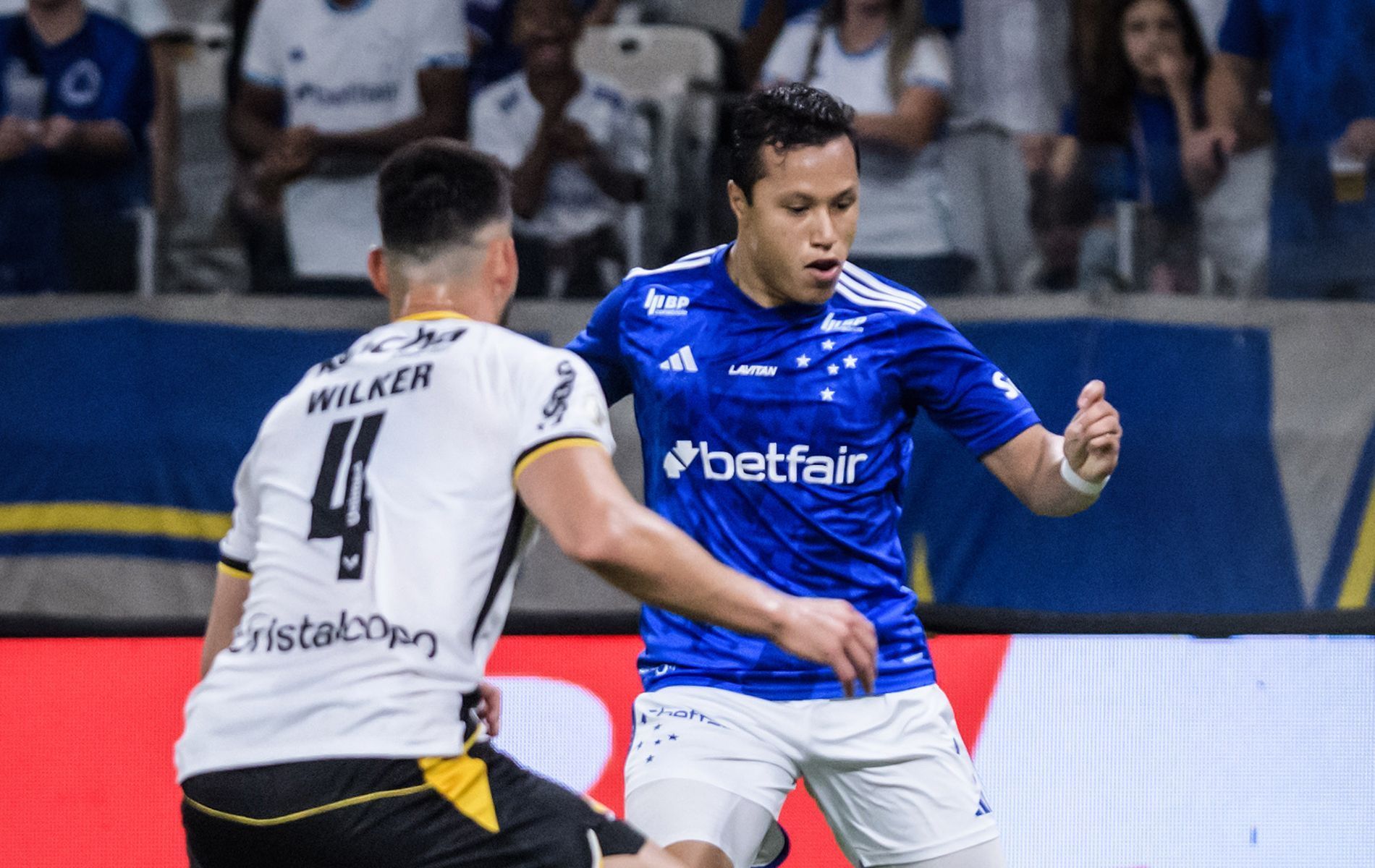 Fernando Diniz é direto sobre momento de Marlon no Cruzeiro