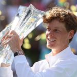 Sinner bate Medvedev e conquista título inédito do Masters 1000 de Indian Wells