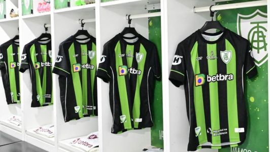 Camisas do América na Arena Independência