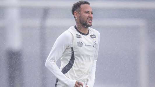 Neymar em treino pelo Santos