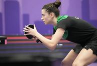 Bruna Takahashi perde para quinta do ranking e se despede do WTT de Chongqing