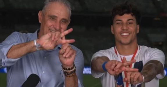 Tite e Kaio Jorge após a conquista do Campeonato Mineiro