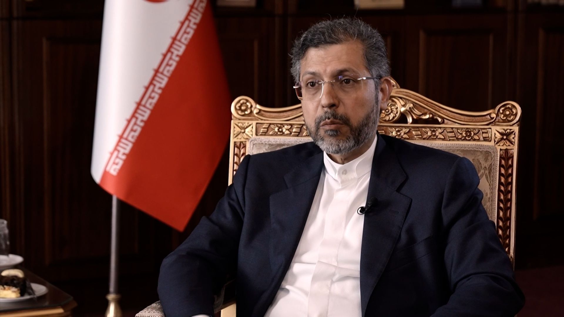 Vice-chanceler do Irã afirma que Trump cruzou 'linha vermelha perigosa' ao matar líder supremo iraniano