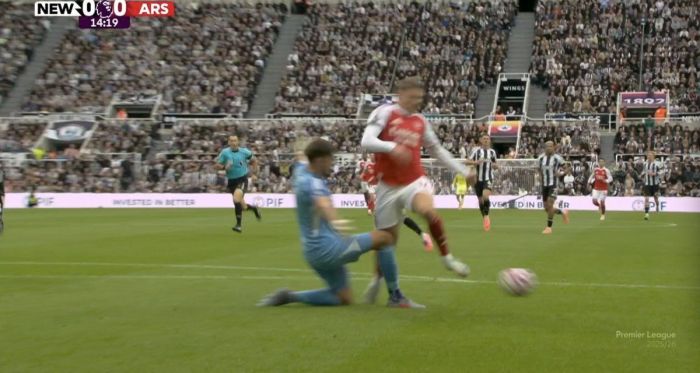 Arsenal reclama de pênalti não marcado em Gyokeres Arsenal reclama de pênalti não marcado em Gyokeres