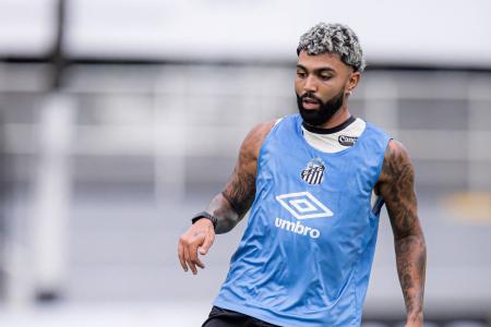 Gabigol se lesionou em treino no Santos