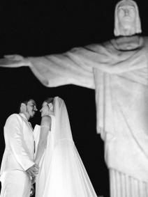 Gabriel David e Giovanna Lancellotti se casam no Rio