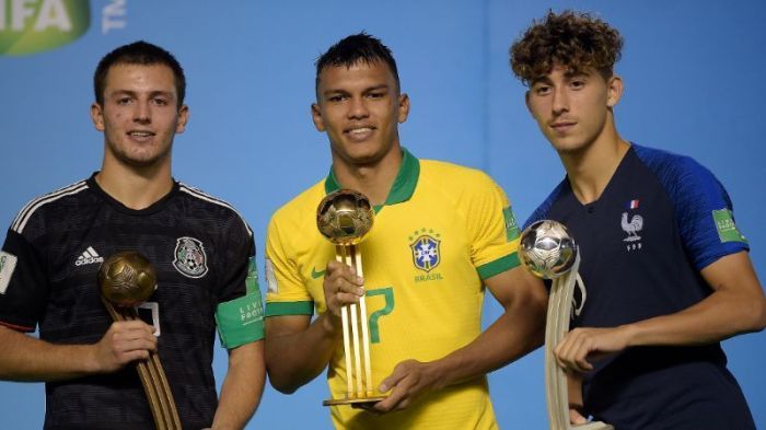 Gabriel Veron, do Cruzeiro, foi o melhor jogador do Mundial Sub-17, em 2019