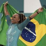 Rebeca Andrade anuncia retorno na ginástica após quase dois anos