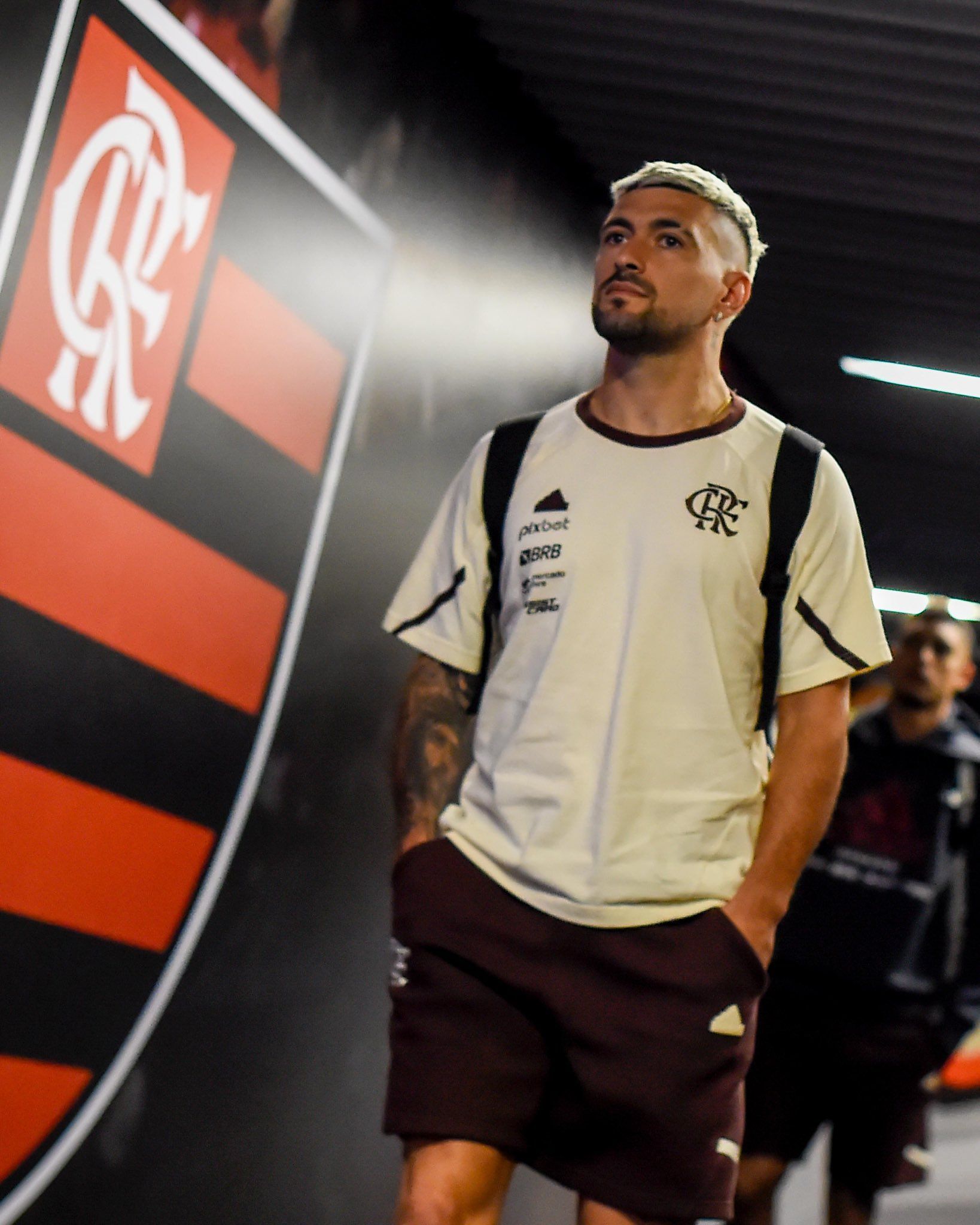 Escalação do Flamengo: Filipe Luís aposta em trio ofensivo contra o Atlético