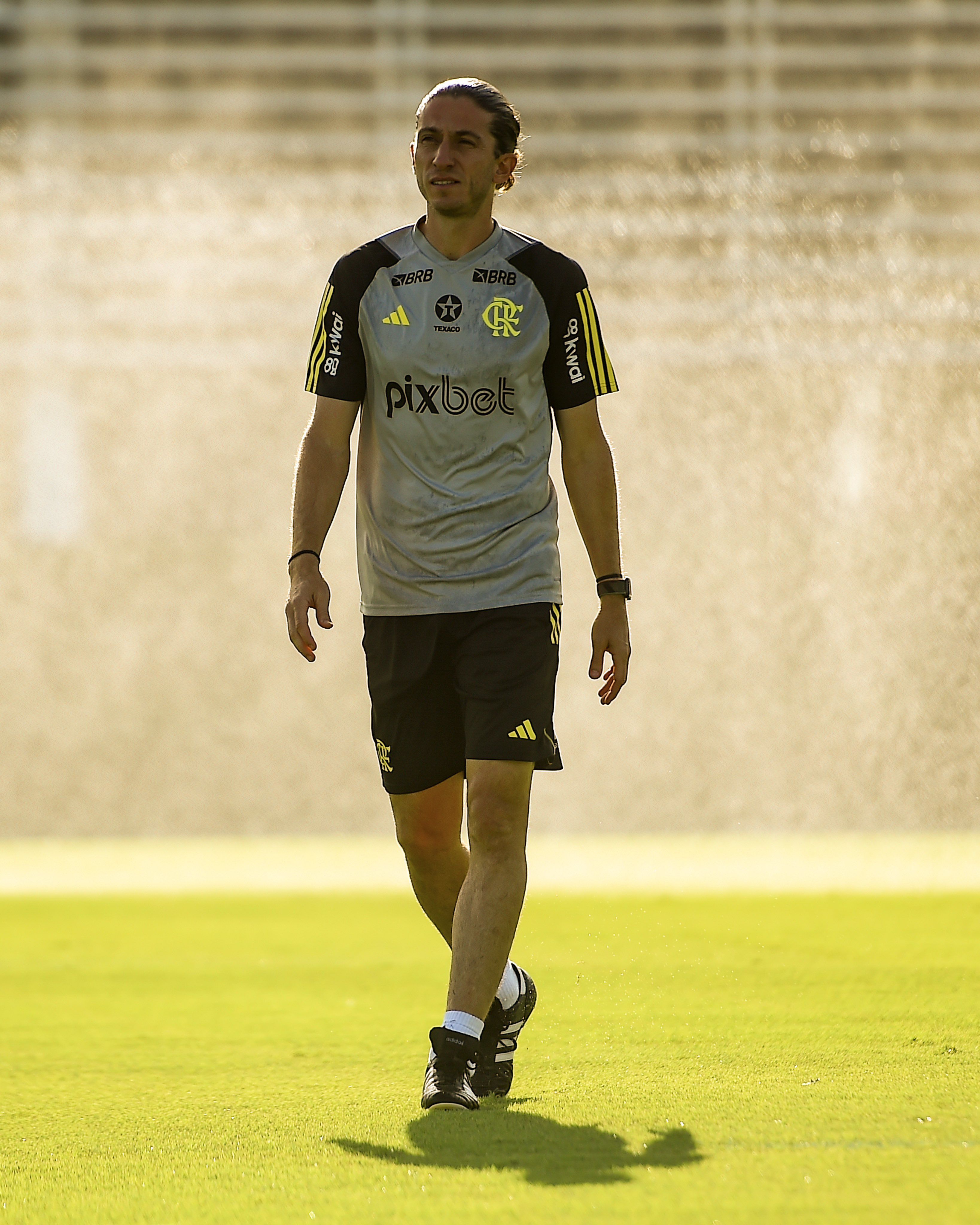 Flamengo viaja desfalcado de titulares para enfrentar o Cruzeiro; veja ausências
