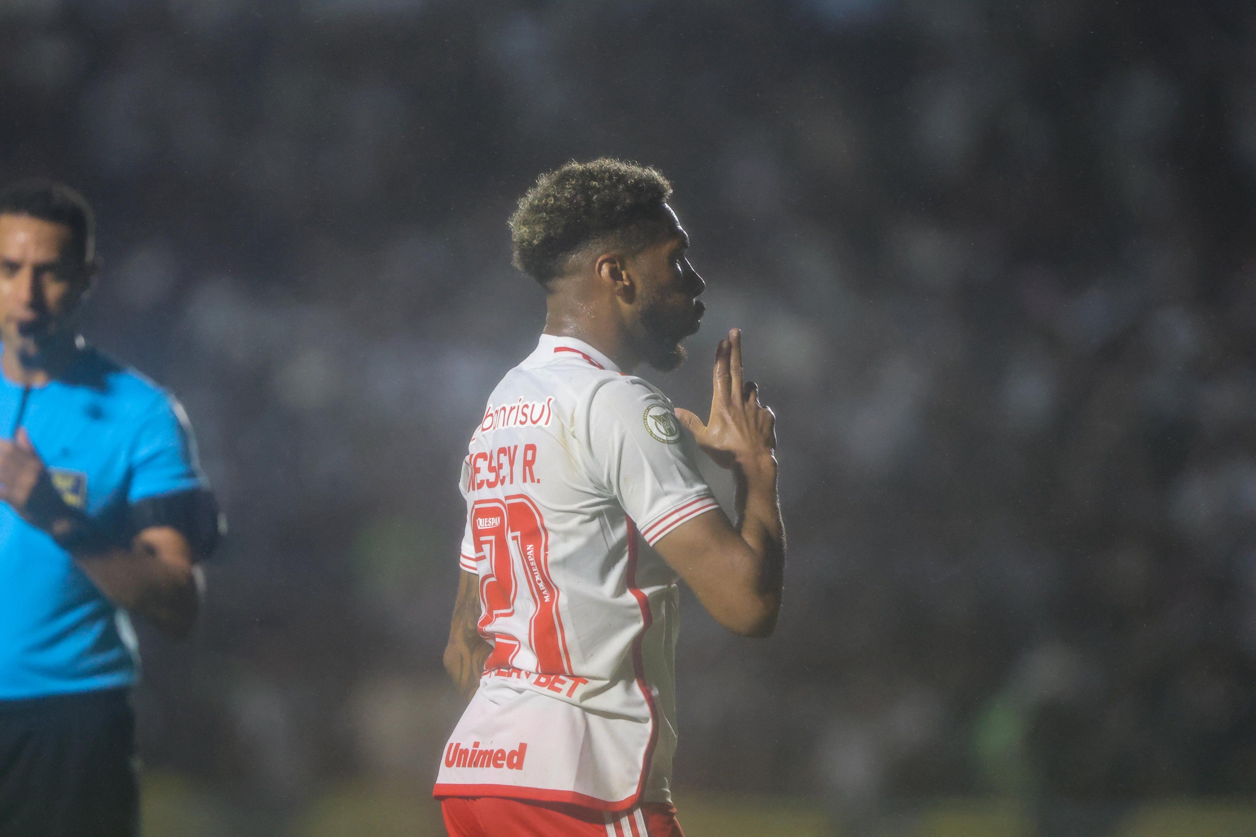 Vasco 0 x 1 Inter: gol e melhores momentos do Brasileirão