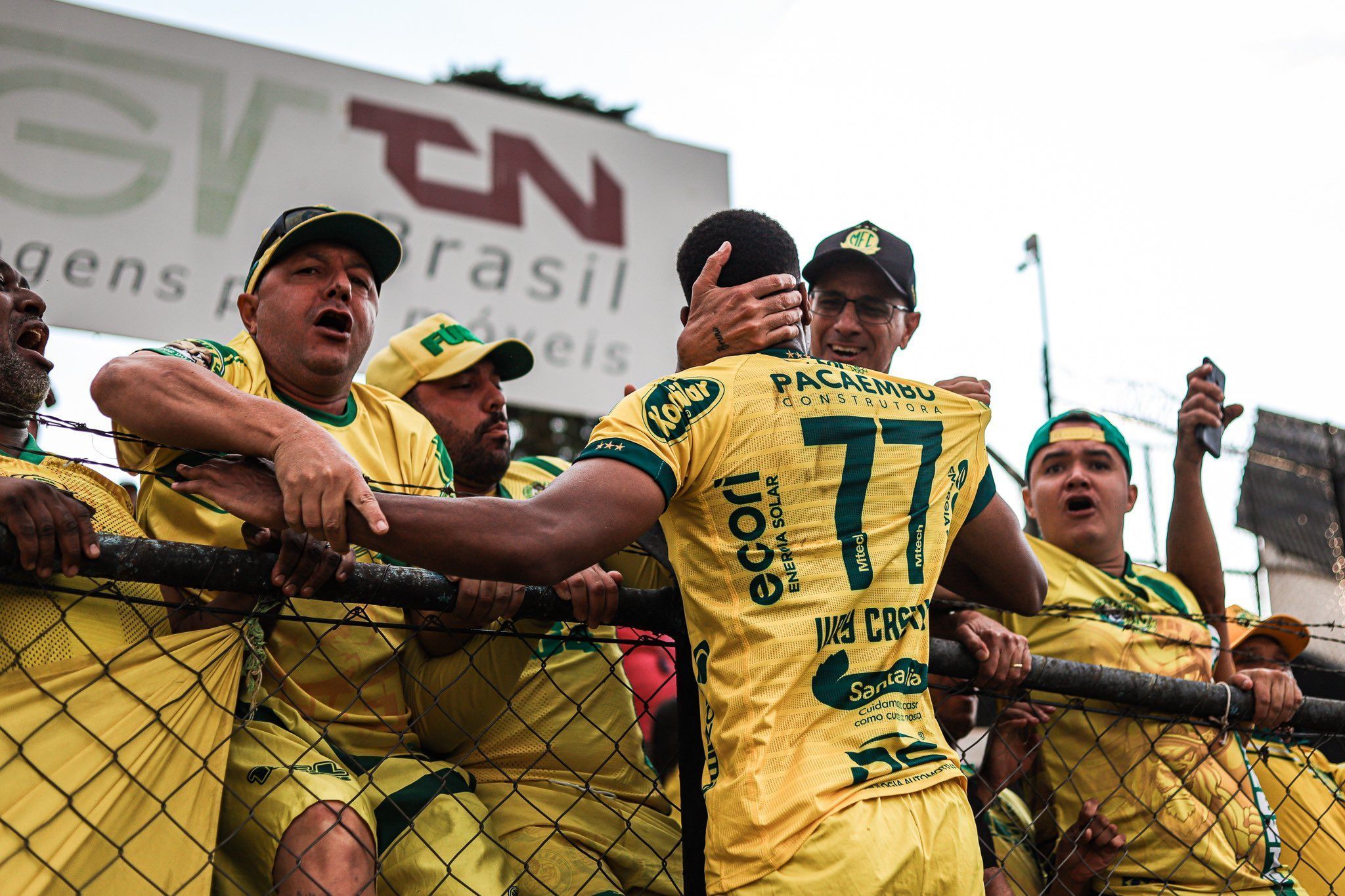 Mirassol vence Chapecoense e sobe para a Série A pela primeira vez na história
