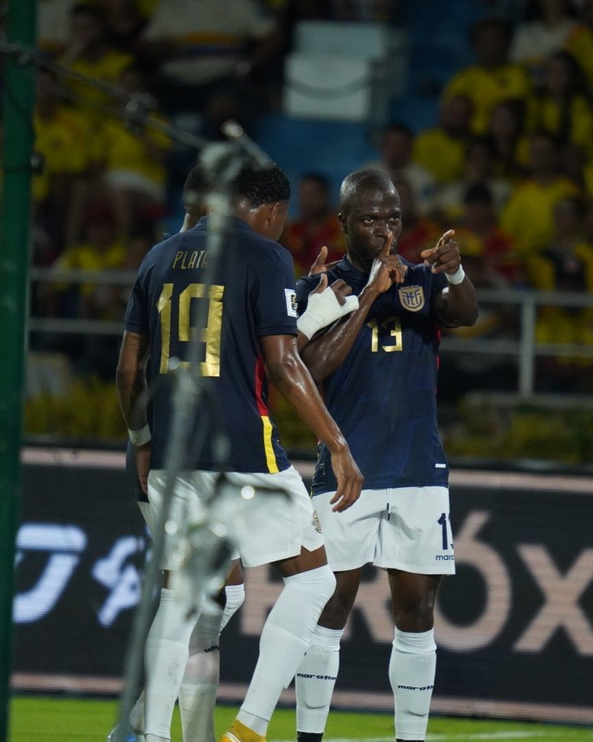 Enner Valencia faz golaço, Equador segura Colômbia com um a menos e vence nas Eliminatórias