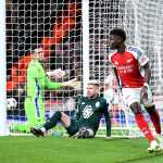Com dois gols de Saka, Arsenal goleia o Monaco na Champions League