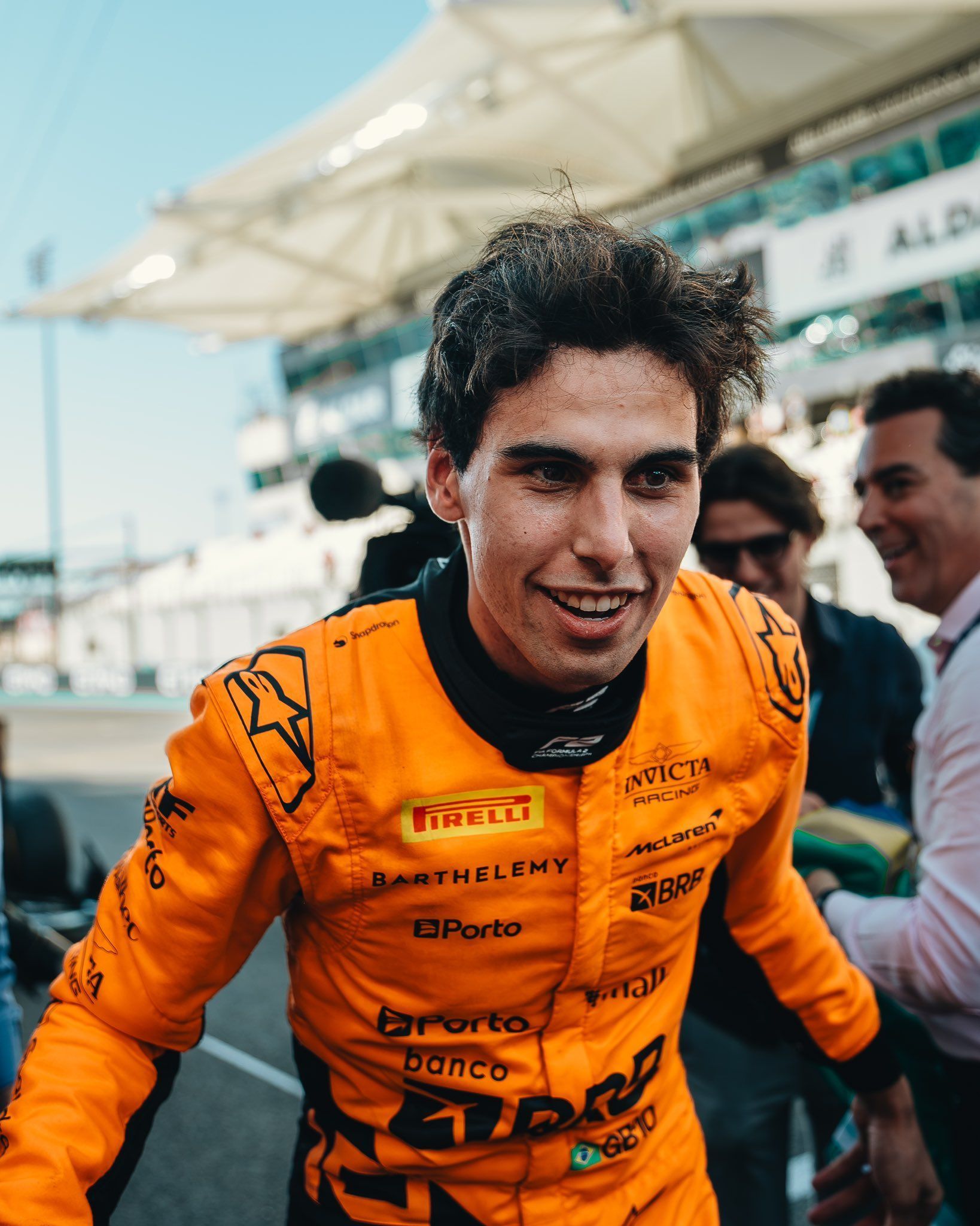 Já garantido na Fórmula 1, Gabriel Bortoleto, do Brasil, é campeão na F2