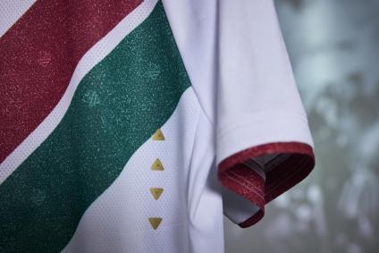 Fluminense lança nova camisa para a temporada 2024