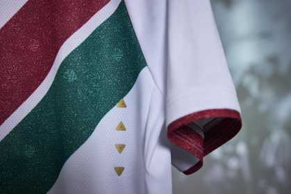 Fluminense lança nova camisa para a temporada 2024