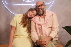 Artistas gravam vinheta de fim de ano