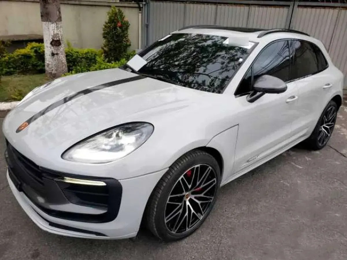 Funcionário público é preso por aplicar golpe do falso leilão de um Porsche no RJ; entenda