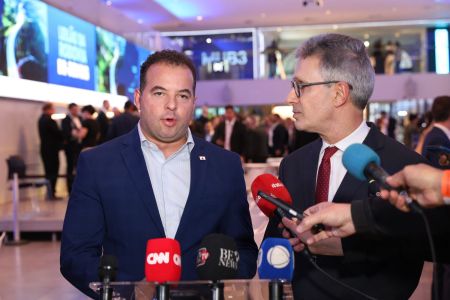 Pedro Bruno, secretário de Infraestrutura, e Romeu Zema, governador de Minas.