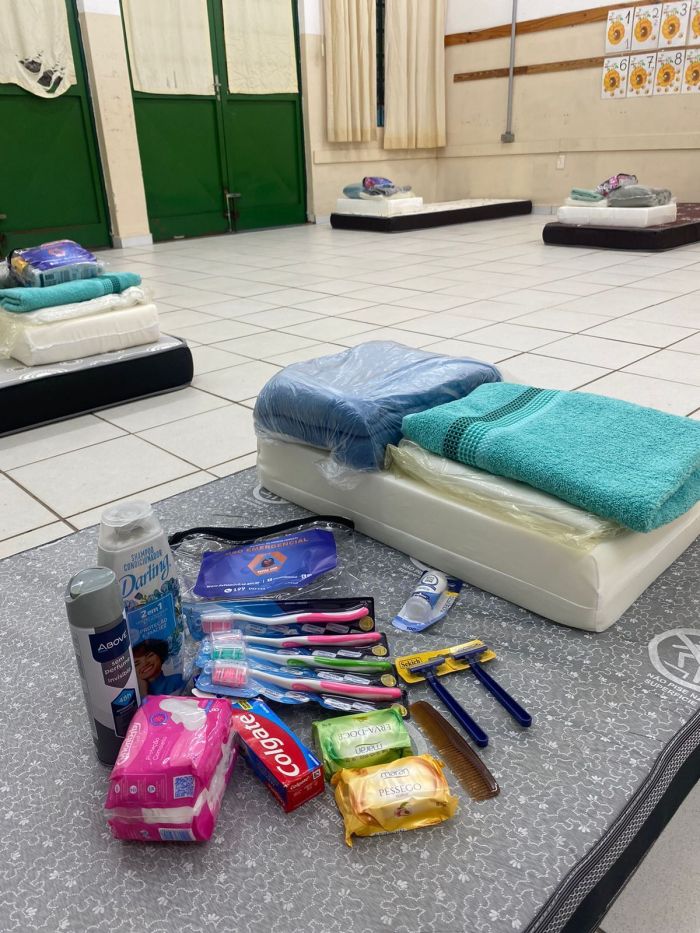 Famílias que perderam suas casas em Várzea Paulista foram abrigadas na Escola Municipal Luiza Francisca